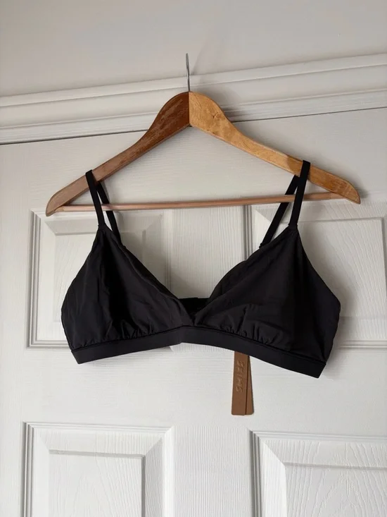 NWT SKIMS Fits Everybody Crossover Bralette Onyx Black XL - Picture 3 of 5